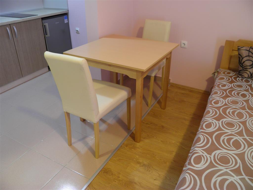 B&B Zmajevo Gnezdo 021 Sremska Kamenica Bagian luar foto